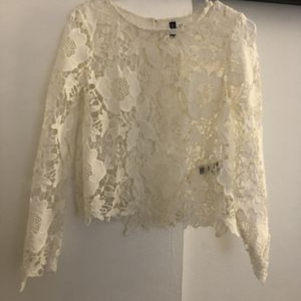 H&M beige lace long sleeve top
